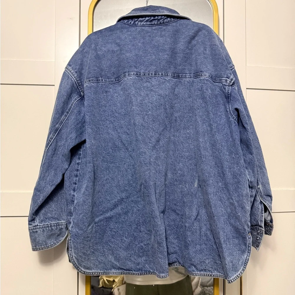 H&M Blue Denim Button-Down Shirt - Picture 6 of 6